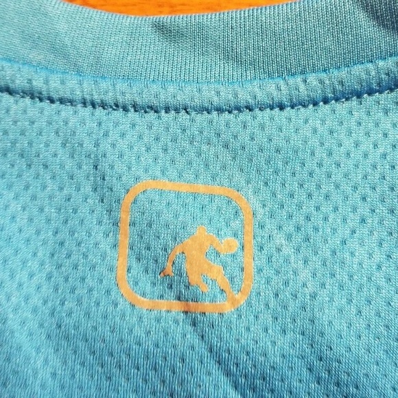 AND1 T-Shirt Performance Basketball Moisture F21-E - Picture 3 of 5